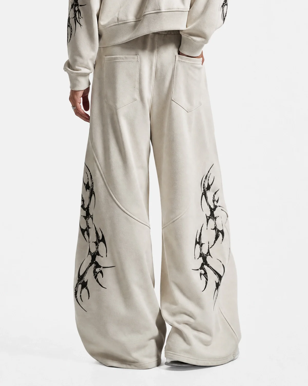 Thorn Graphic Barrel Baggy Sweatpants | Inflation Streetwear - Image 13