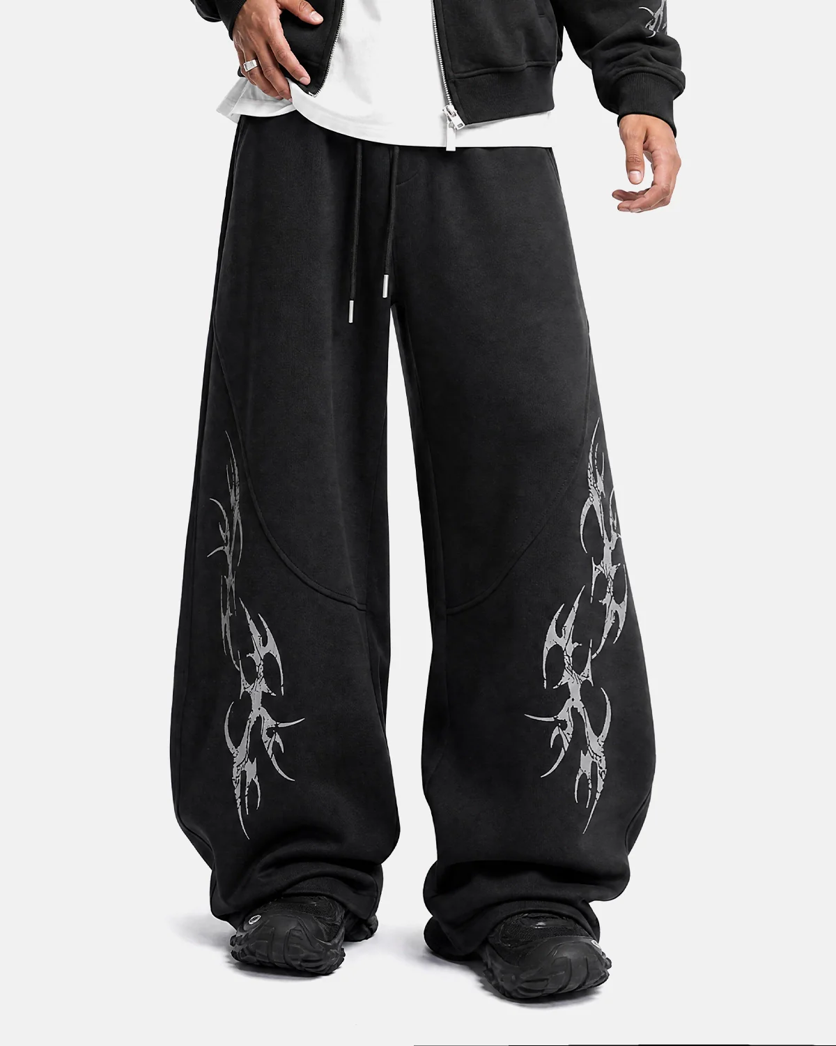 Thorn Graphic Barrel Baggy Sweatpants | Inflation Streetwear - Image 3