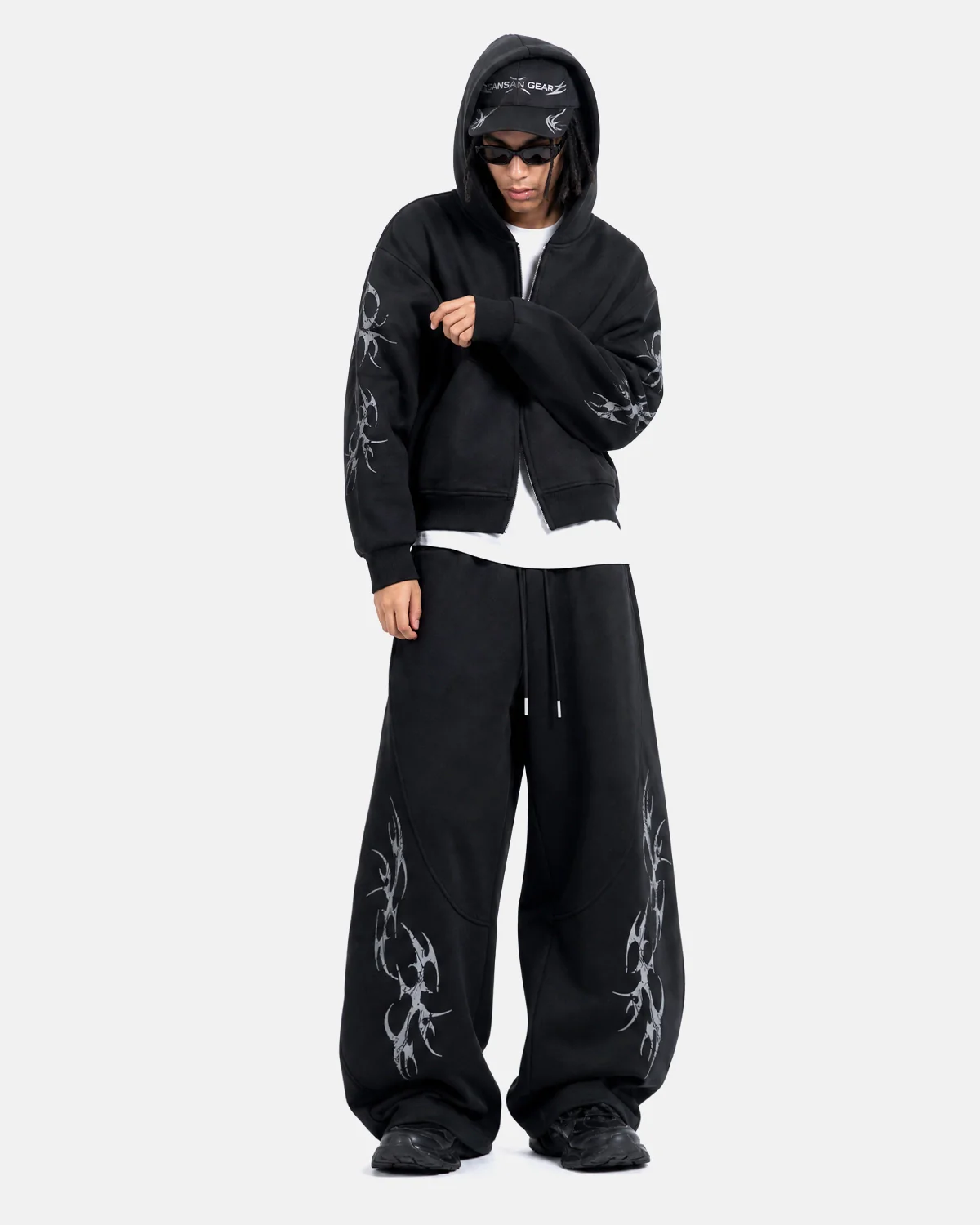 Thorn Graphic Barrel Baggy Sweatpants | Inflation Streetwear - Image 5