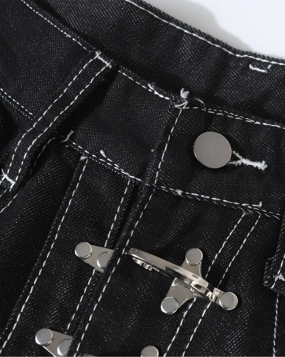 Raw Metal Clasp Baggy Jeans | Inflation Streetwear - Image 10