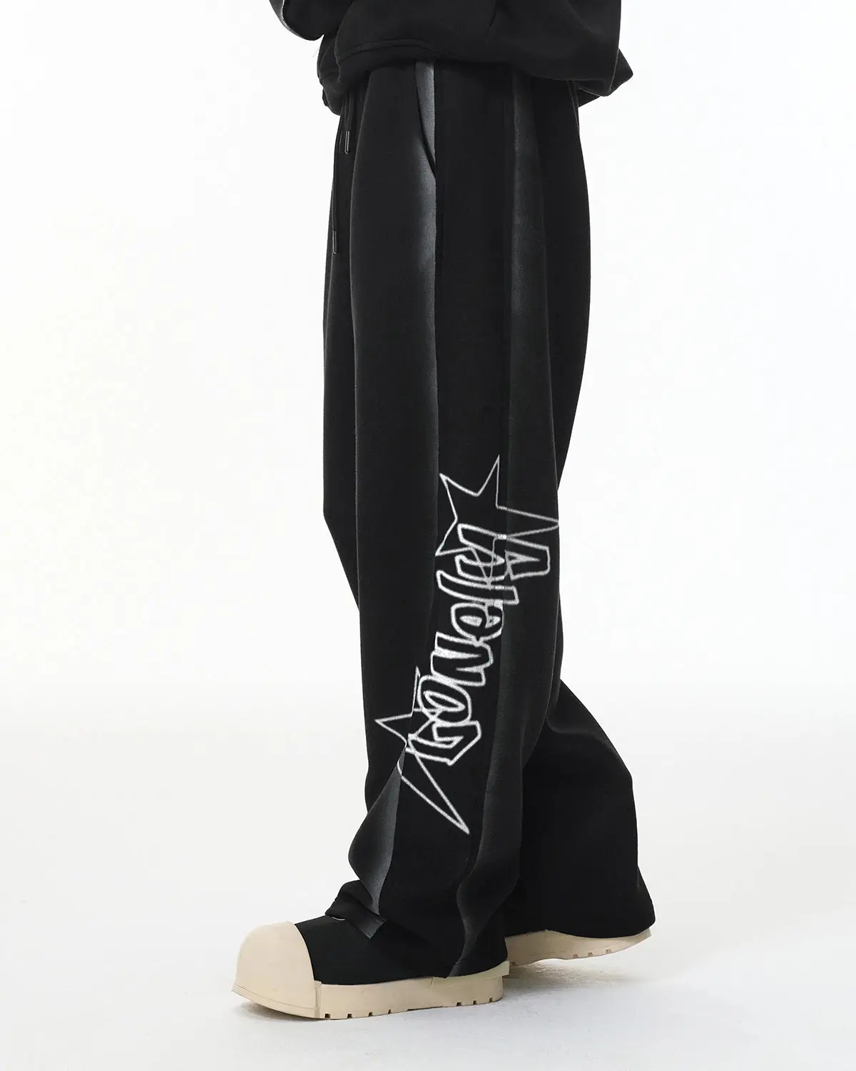 Stitching Spray-Painted Graffiti Sweatpant | Inflation Streetwear - Image 4